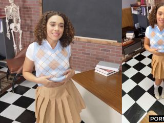 [PornPlus] Willow Ryder Caught In Class [09.13.24] [1080p]-0