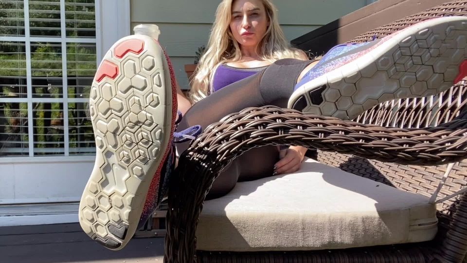 online xxx clip 27 Kerri King - Outdoor Ignore and POV Foot Drain | jerking | femdom porn nylon fetish