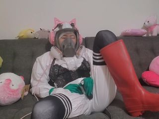 SleepyBabeZzz - Masturbating in PPE gear and lingerie - Mask fetish-7