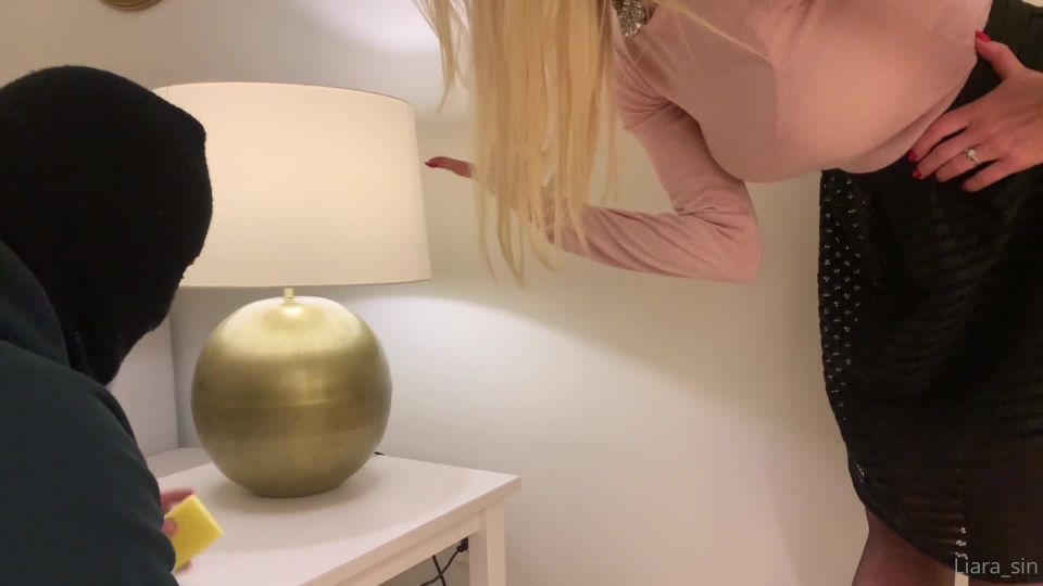 Liara Sin - Jestes po to aby mi usługiwa Sex Clip Video P...