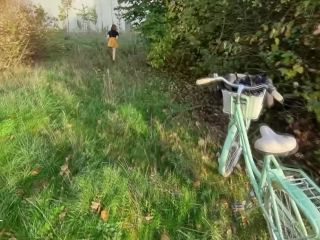 Bett Duett - UNCUT - Fahrrad Fick Tour mit meiner Freundin - Amateur-4