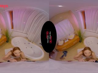 [GetFreeDays.com] Nataly Cherie - Bath VR Adult Clip March 2023-1