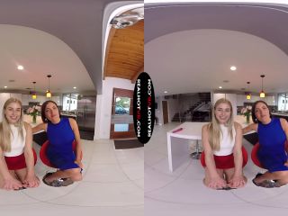 Stepmom - [Virtual Reality]-0