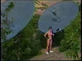 [GetFreeDays.com] Bat Bitch (1990) french vintage porn-8