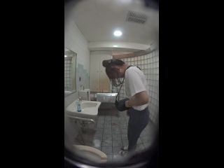 I took a picture of a shared toilet in the sea! 7 The toilet is the main this time 15310412 | voyeur | voyeur -4