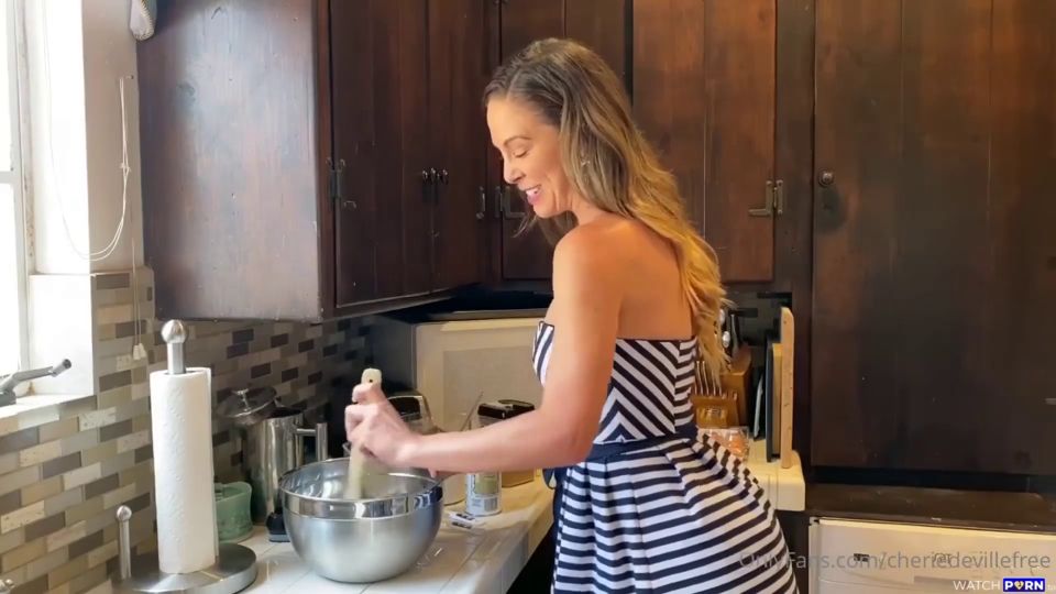 6213 Creampie In Kitchen