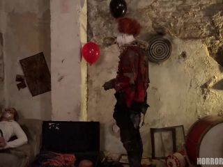 Horrorporn – IT is a clown BDSM-2