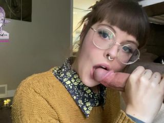 Many Vids: Olivia Jarden Nerdy Studybreak Blowjob Cimaheagao - Oliviajarden-0