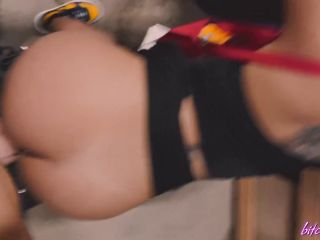 BitchSelena  Risky Quick Sex In A Public Market Ending With Cum In The Mouth 1080p-5