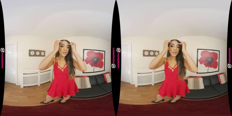 Kayla Louise Is Your HOT Virtual Reality Girlfriend! She Wants You To W