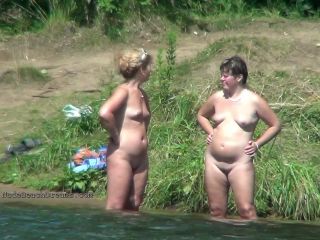 NudeBeachdreams_com – Nudist video 01653  1080p *-1