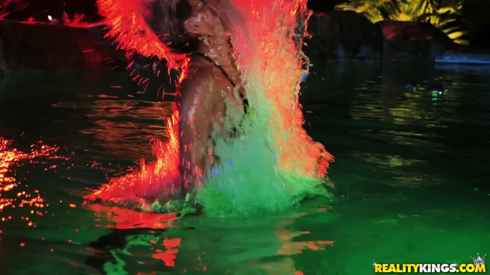 adult xxx clip 14 Skinny Dipping After Dark July 29, 2019 - water - feet porn boss foot fetish