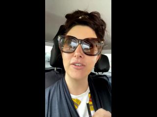 Scarlett Morgan Scarlettmorgan - stream started at pm hi just hanging out in the car between classes 04-05-2022-6