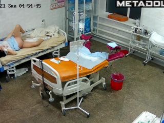 Metadoll.to - Vaginal exam women in maternity hospital 22-1