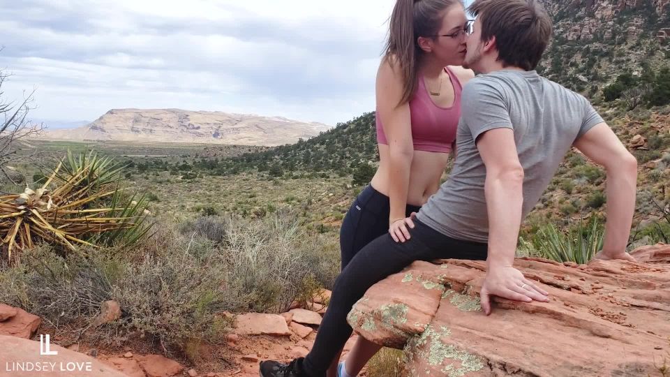 Lindsey LoveCute Couple Have Sex on Public Trail - LindseyLove