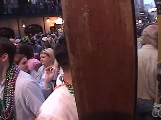 Southbeachcoeds.com- Some Girls Flashing In This Mardi Gras New Orleans Home Video-4