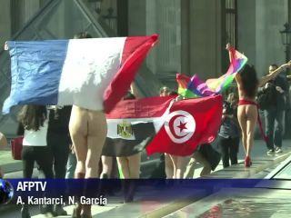 Protesta desnudas en Paris-1