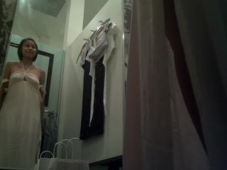 girls in the fitting room 20 -2