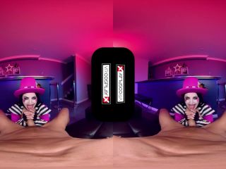 adult xxx video 7 Angela White in BORDERLANDS: MAD MOXXI A XXX PARODY - vr porn - virtual reality -3