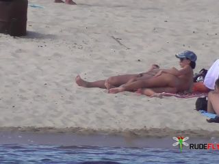 Last summer video, on a naturist center, somewhere in France...  2-5