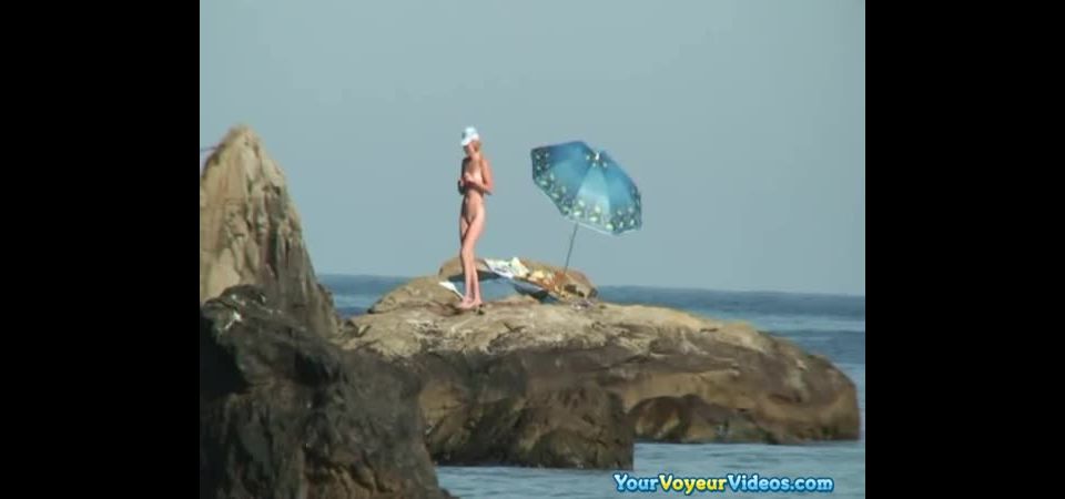 Couple caught fucking in the  rocks