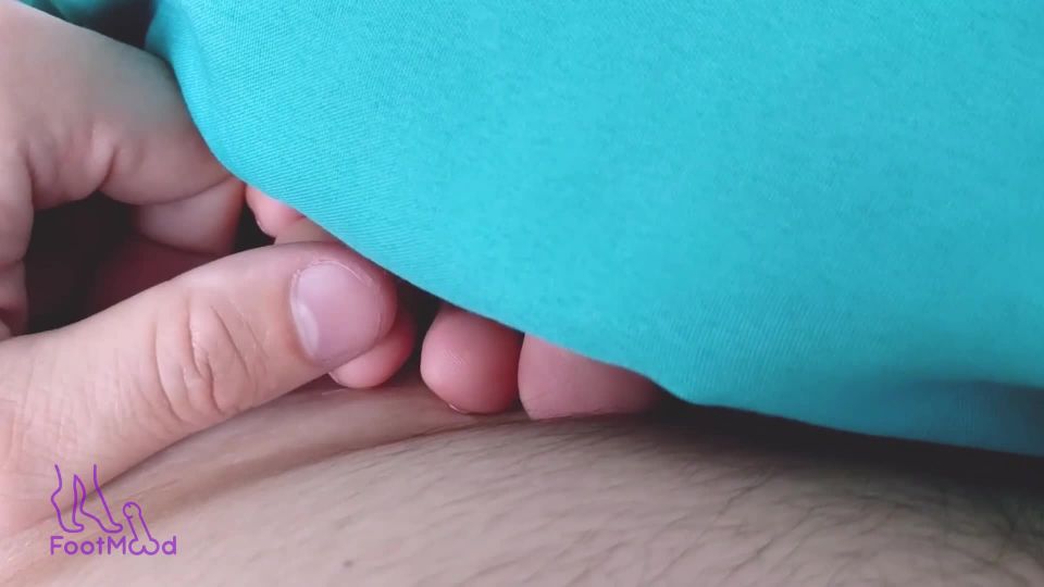 Morning footjob with my sexy teen girlfriend