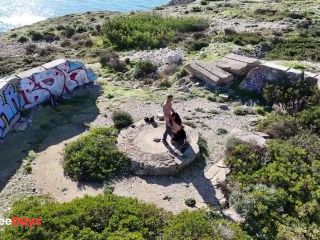 [GetFreeDays.com] Une innocente promenade en bord de mer se transforme en exhib torride Porn Film November 2022-0