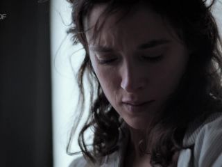 Friederike Becht - Plotzlich so still (2020) HD 720p - (Celebrity porn)-5