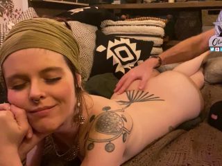 Many Vids: Olivia Jarden Hipster Cutie Blazes Oil Bum Suck Cock - Oliviajarden-3