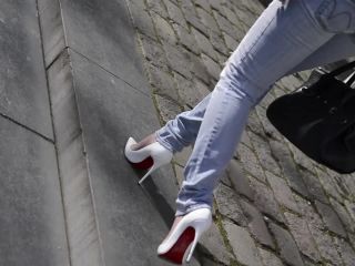 Julie Skyhigh, Pantyhose, Stockings, Leggings - Walking in Gent with jeans and So kate Louboutin [foot fetish]-4