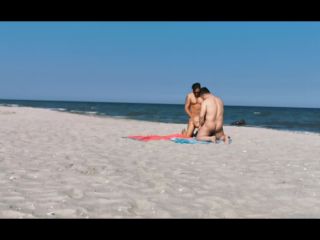 Sharing My Girl With A Stranger On The Public Beach Threesome WetKelly 1080p-5