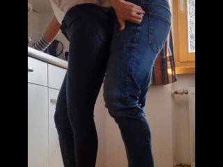 Sexo En La Cocina Con La Prima Milf Latina.. Parte 1-1