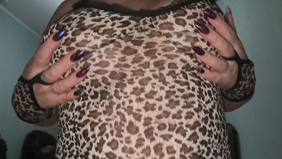 Big tits in leopard lingerie(porn)