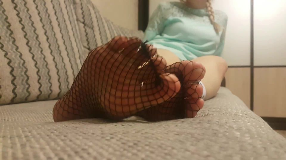 Rina Foxxy - fishnet nylon feet Sex Clip Video Porn Down...