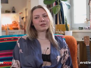 [GetFreeDays.com] Ersties - Polyamore Nelio fingert sich zum Orgasmus Sex Leak October 2022-3
