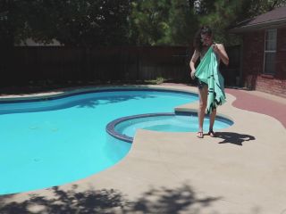 [GetFreeDays.com] 6203 Amandarox - Skinny Dipping At My Neighbors shemale hardcore porn-0