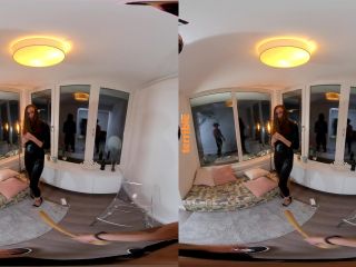 Online porn - The Cat Burglar Prologue – Stacy Cruz virtual reality-9