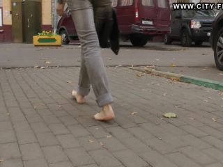 Bare Feet In The City Video – Lilia A 2016-06-06 Foot-9