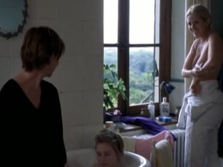 Natacha Regnier, Sandrine Kiberlain – Tout va bien, on s’en va (2000) - (Celebrity porn)-6