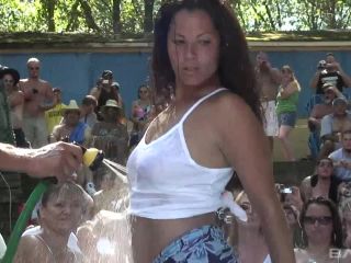 Teresa Loves Getting Wild And Wet Public!-8