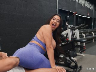 Watch Him Jog, Suck His Hog! - Nataly Ordonez Download Po...-2