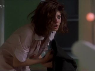 Marisa Tomei Nude - Untamed Heart 1993-6