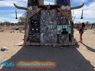 Shane And Evie Explore And Fuck In Slab City 1080p-1