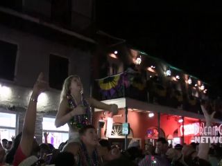 Hot girls next door flashing at mardi gras-2