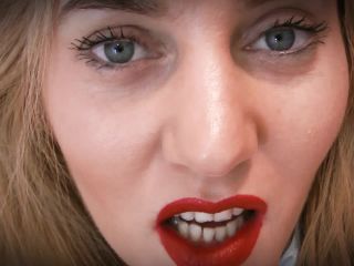 video 19 feet fetish worship DANGEROUS TEMPTATION – Goddess Celine – DAILY BRAIN VITAMINS, foot on masturbation porn-9