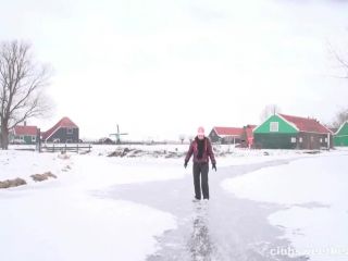 Ice skating at Zaanse Schans Public-1