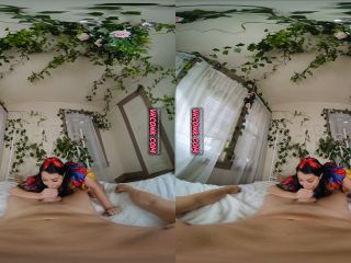 VR Conk Lovely Alex Coal As Beautiful Snow White Sex Parody VR Porn-5