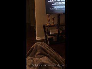 EyeCandyToes () Eyecandytoes - whos tryna have a movie night 28-10-2020-1