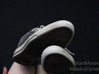 xxx video 19 emma watson femdom pov | Sub s First Converse Cleaning | sneaker fetish-7