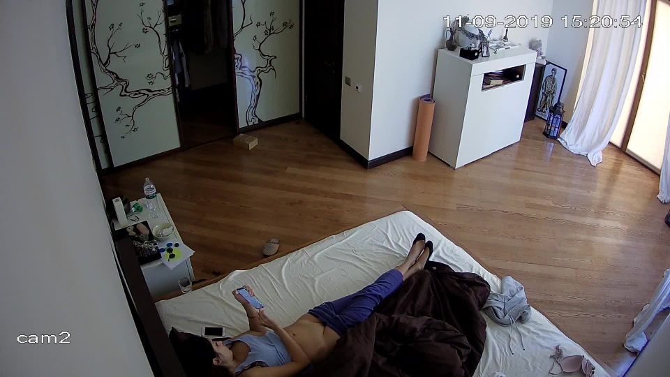 voyeur hidden camera 032650 (3) 